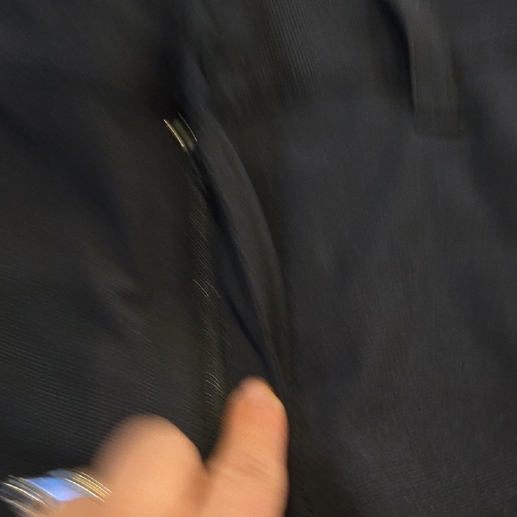 Banana Republic Men's Shorts - Picture 6 of 7